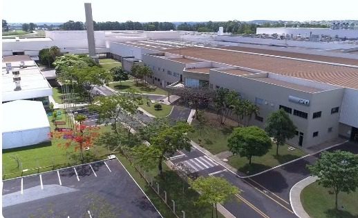 Mitsubishi anuncia investimento de R$ 4 bilhões em fábrica de Goiás Mitsubishi anuncia investimento de R$ 4 bilhões em fábrica de Goiás
