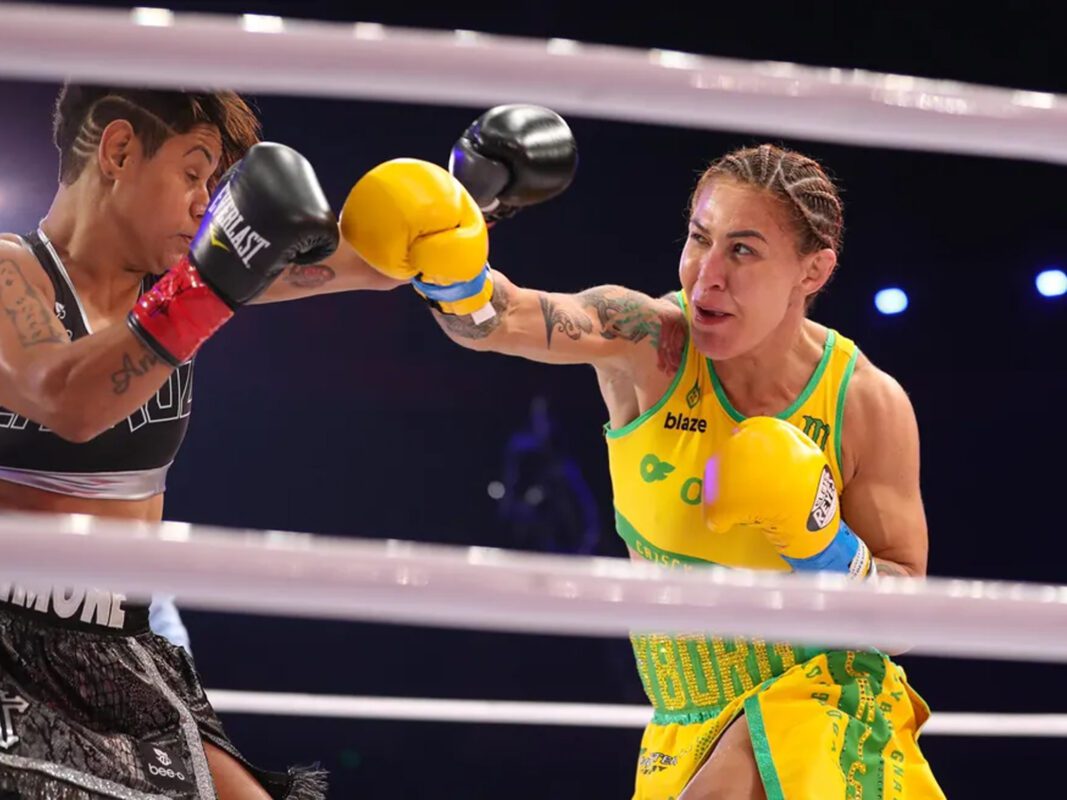 Enquanto cobra luta na PFL, Cris Cyborg marca novo duelo de boxe Enquanto cobra luta na PFL, Cris Cyborg marca novo duelo de boxe