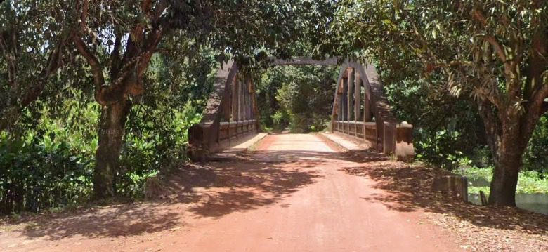 Ponte dos arcos, onde foi encontrado cadáver.