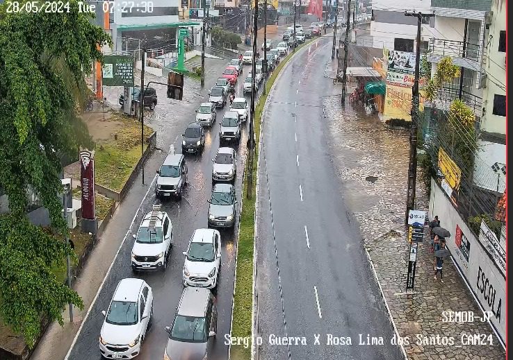 FOTOS e VÍDEOS: com fortes chuvas, João Pessoa registra diversos pontos de alagamento e trânsito lento FOTOS e VÍDEOS: com fortes chuvas, João Pessoa registra diversos pontos de alagamento e trânsito lento