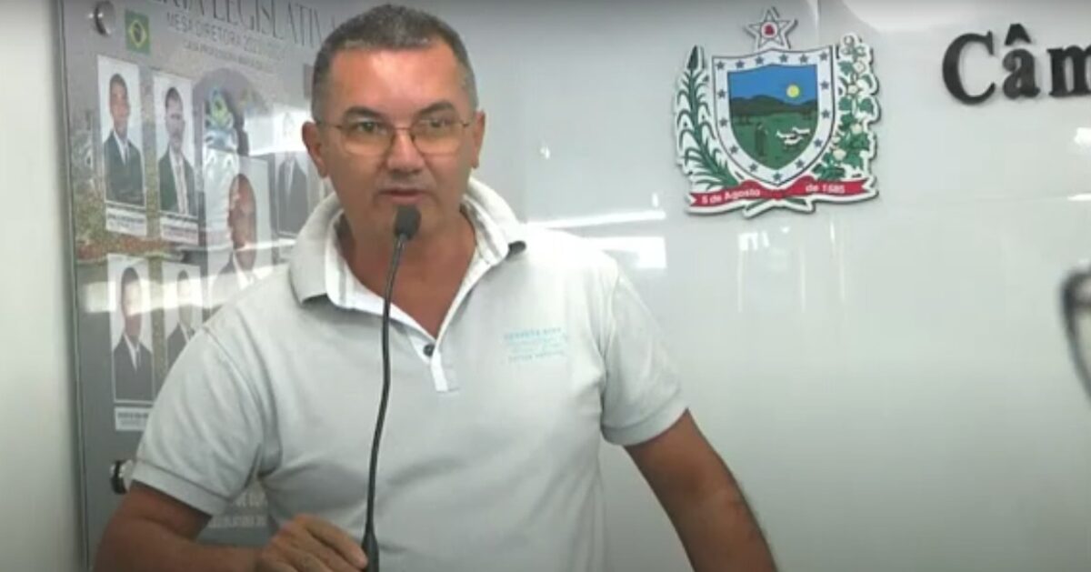 VÍDEO: em Cuité de Mamanguape, vereador chama colega de safado e "velhaco" e acusa outro de ter carro para "beber cachaça em bar" vereador, vereadores, cuité de mamanguape
