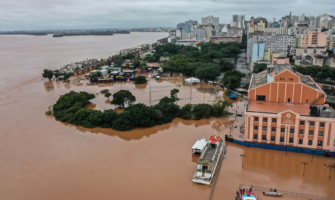Paraíba dispensa emissão de documento fiscal para transporte de mercadorias doadas ao Rio Grande do Sul Enchentes atingem RIo Grande do Sul. documento fiscal