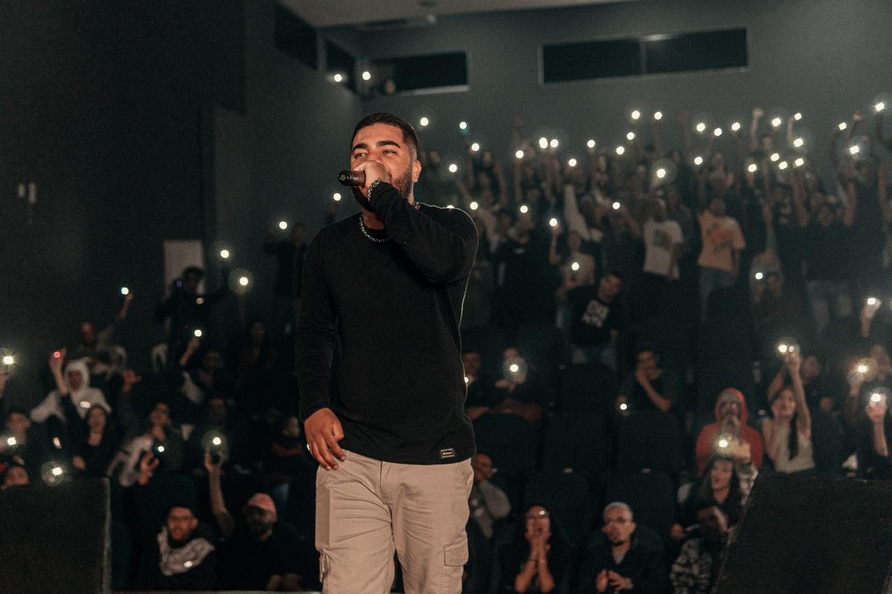 Chuck Rapper Projeto Cine Cultural tem exposições, feirinha e show do rapper Chuck ...