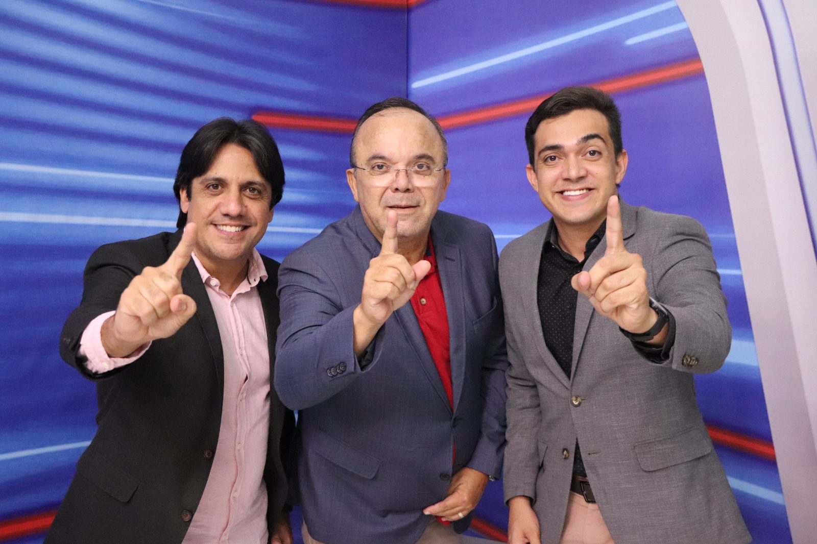 arapuan fm, apresentadores Arapuan Verdade