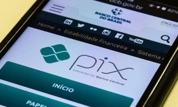 O Pix tornou-se o principal meio de pagamento no Brasil por sua facilidade