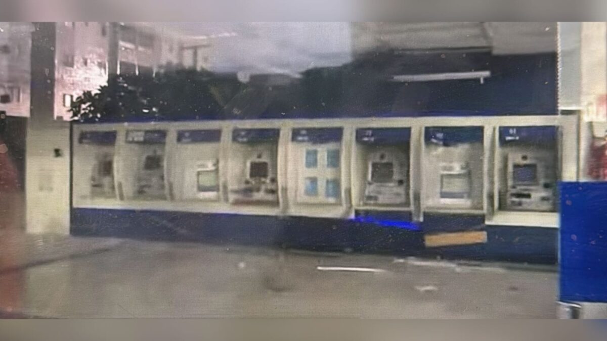 'Gangue da Dinamite' explode agência da Caixa Econômica Federal no Valentina Figueiredo 'Gangue da Dinamite' explode agência da Caixa Econômica Federal no Valentina Figueiredo
