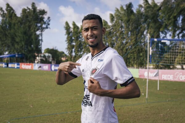 Uniforme reserva - Foto: Cristiano Santos/Botafogo-PB