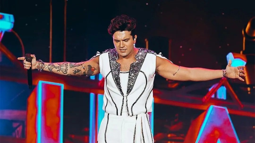 Luan Santana está de repouso em casa após passar mal antes de show, atualiza assessoria Luan Santana está de repouso em casa após passar mal antes de show, atualiza assessoria