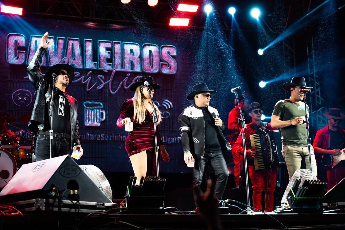 Gravação do DVD da Cavaleiros do Forró em João Pessoa terá 25 participações especiais; confira quais são cavaleiros do forró, dvd, banda