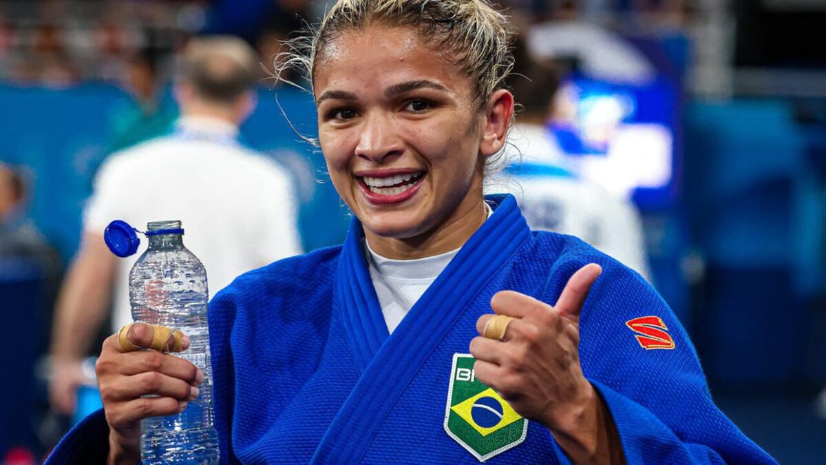 Larissa Pimenta conquista medalha de bronze para Brasil no judô nos Jogos Olímpicos de Paris 2024 Larissa Pimenta conquista medalha de bronze para Brasil no judô nos Jogos Olímpicos de Paris 2024