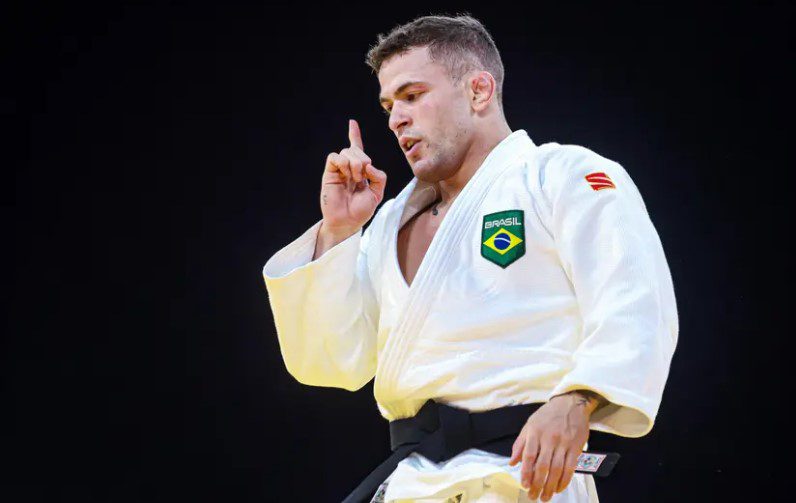 William Lima vai para a semifinal no judô e Larissa Pimenta disputa a repescagem no 2º dia William Lima, do judô - Foto: Wander Roberto/COB