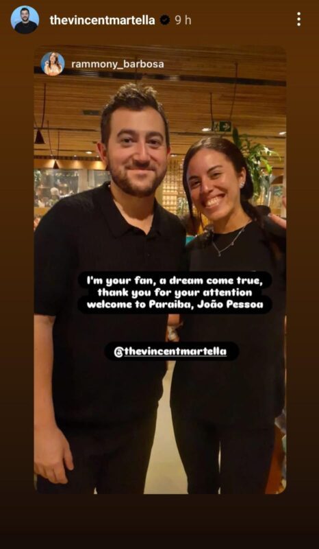 'Greg' de Todo Mundo Odeia o Chris chega a João Pessoa e surpreende fãs ao 'dar rolê' em shopping; saiba qual