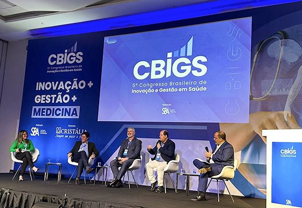 Gualter Ramalho apresenta experiências bem-sucedidas da Unimed-JP em congresso em São Paulo sobre inovação e gestão em saúde Unimed, Gualter