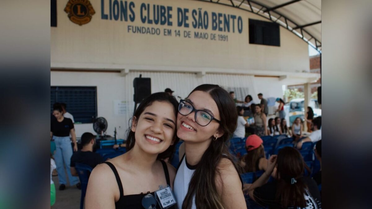 Igreja Batista Farol promove ação social em São Bento com mais de 300 voluntários Igreja Batista Farol promove ação social em São Bento com mais de 300 voluntários.