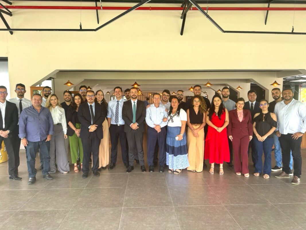 Bruno Nóbrega visita escritórios de advocacia em Guarabira para divulgar sua pré-candidatura a desembargador pelo quinto constitucional Bruno Nóbrega visita escritórios de advocacia em Guarabira para divulgar sua pré-candidatura a desembargador pelo quinto constitucional