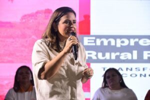 Pollyanna enaltece gestão de João, destaca avanços em empregabilidade e segurança alimentar e projeta cenário político para 2026 Pollyanna, Secretária, Alimentos