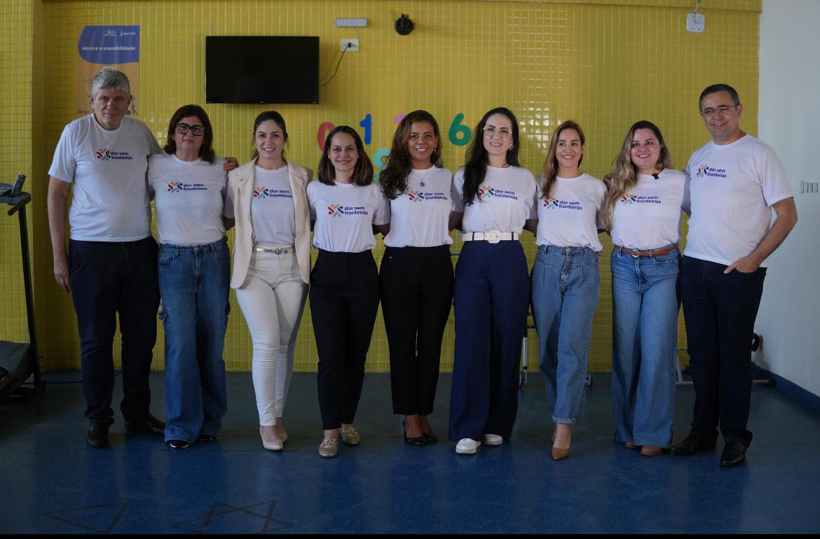 Equipe do 'Dor Sem Fronteiras'. (foto: reprodução)