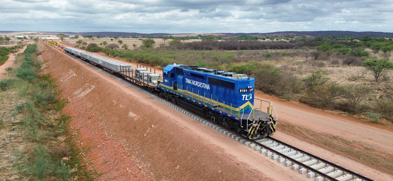 Lula não descarta incluir Paraíba e Rio Grande do Norte na ferrovia Transnordestina Transnordestina.