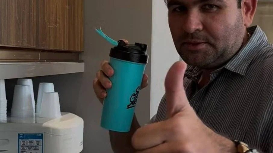 "Bolsa Whey": prefeito promete 'whey protein' de graça caso seu candidato ganhe eleição prefeito, whey protein, amazonas, Raylan Barroso