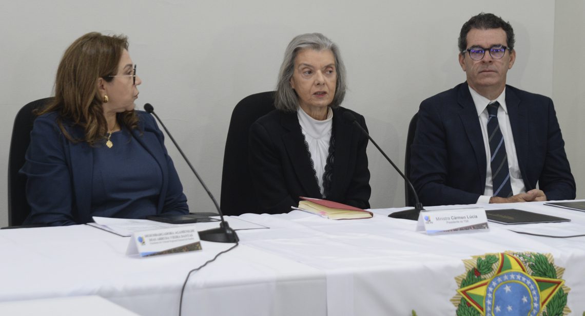 Ministra Cármen Lúcia diz, na Paraíba, que desavenças isolaram pessoas em 2022 e que Justiça garantirá exercício do voto Ministra, Cármen Lúcia, TRE-PB