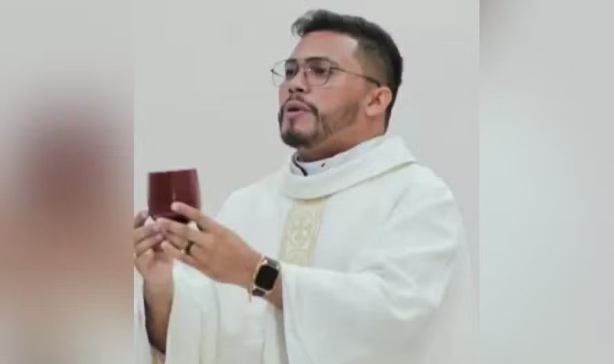 Padre é preso por crimes sexuais contra adolescentes no Amazonas padre, amazonas, crimes sexuais