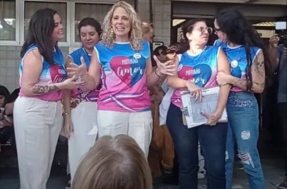 Mutirão: mais de 100 crianças e adolescentes trans entre 6 a 16 anos retificam registro no Rio de Janeiro Mutirão: mais de 100 crianças e adolescentes trans entre 6 a 16 anos retificam registro no Rio de Janeiro