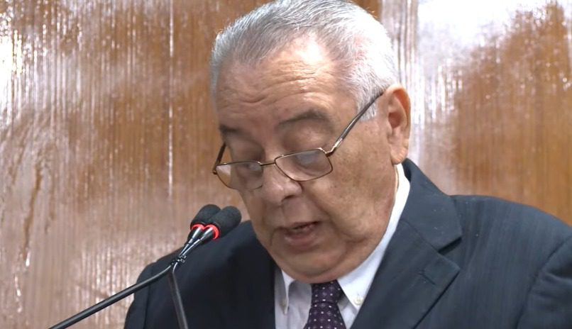 Defesa, Juiz, Fernando Cunha Lima, em homenagem presta a ele na Câmara de João Pessoa há oito anos.
