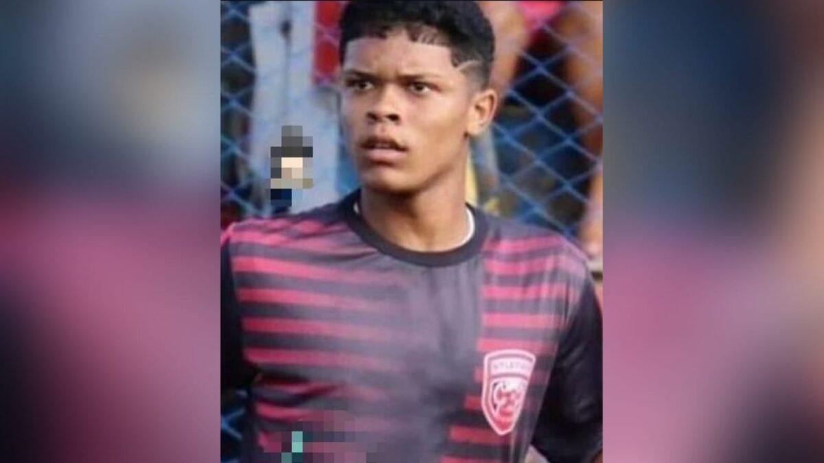 Jovem é morto com disparos de arma de fogo em frente à própria casa, em Caaporã Jovem foi morto em Caaporã.