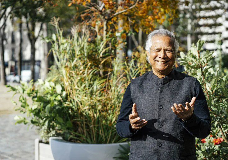 Muhammad Yunus: quem é o economista Nobel da Paz que vai assumir Bangladesh Muhammad Yunus em 2019, ganhador do Prêmio Nobel da Paz, economista, inventor do microcrédito e fundador do Grameen Bank. — Foto: Denis Meyer/Hans Lucas/Hans Lucas via AFP/Arquivo