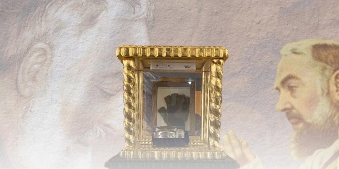 HOJE: relíquia de São Pio visita a Comunidade Católica Consolação Misericordiosa Consolação Pio