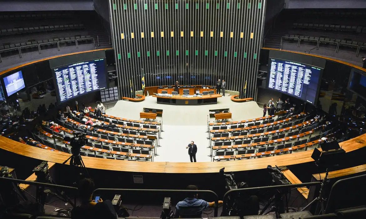 EXCLUSIVO: saiba quem foi o deputado paraibano que destinou R$ 1 milhão em emendas para o Ceará apenas em 2024 EXCLUSIVO: saiba quem foi o deputado paraibano que destinou R$ 1 milhão em emendas para o Ceará apenas em 2024