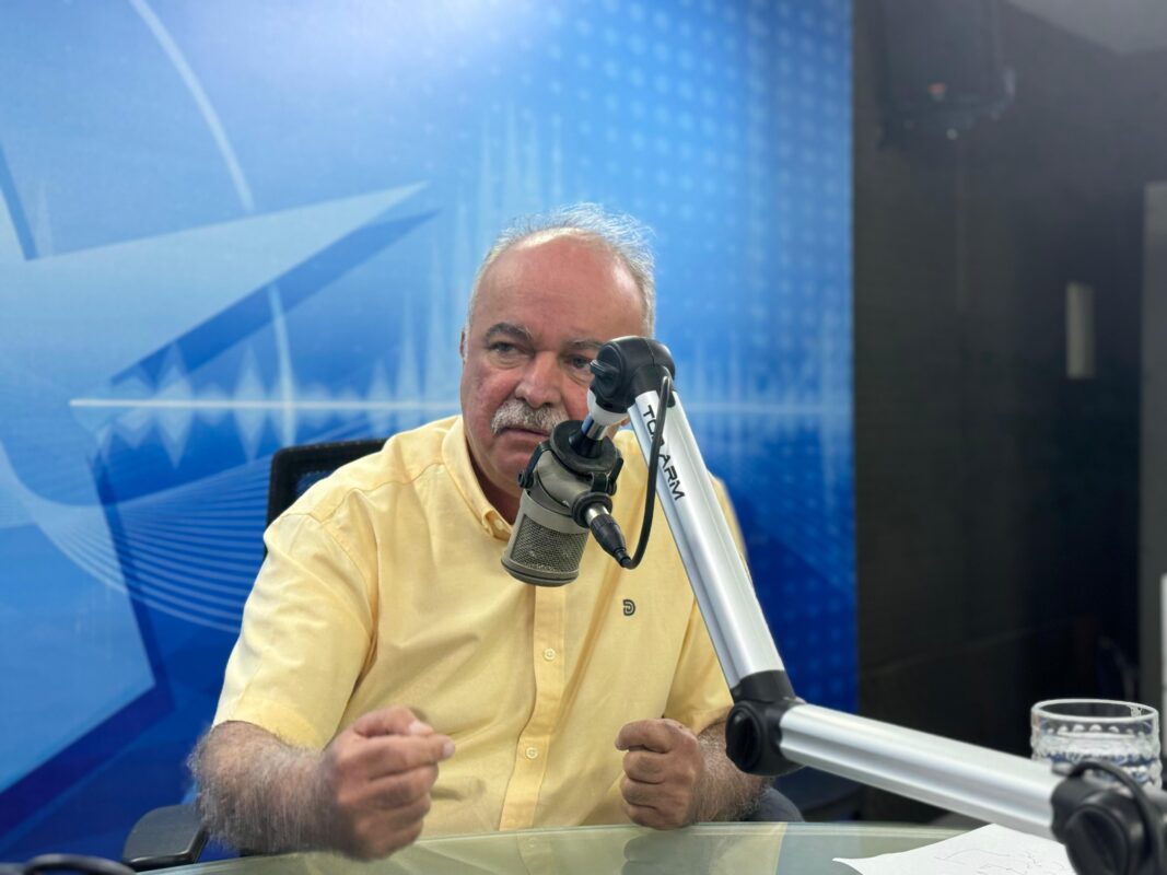 Inácio Falcão registra candidatura a prefeito de Campina Grande inácio falcão, candidatura