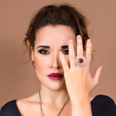 o evento contará com a participação da cantora paraibana Marcella Maul.