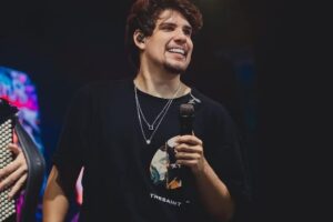 Prefeitura de Areia de Baraúnas desembolsa R$ 730 mil em shows de Nuzio Medeiros, Eric Land e outros artistas Nuzio Medeiros, show