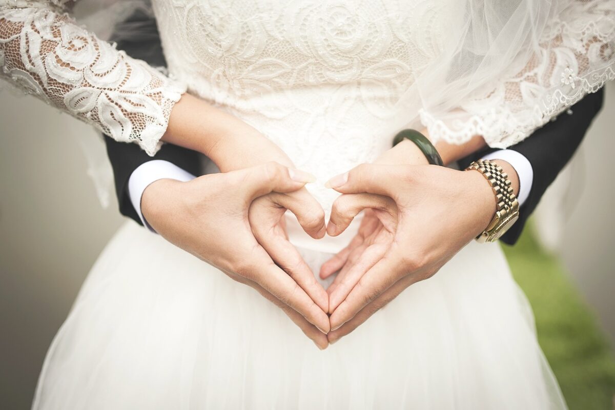 Fotógrafo é condenado em João Pessoa a pagar indenização a clientes após perder fotos de casamento casamento