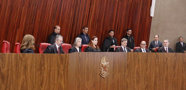 TSE nega pedidos de revisão do eleitorado em Tacima e Catingueira, cidades com mais eleitores do que habitantes TSE nega pedidos de revisão do eleitorado em Tacima e Catingueira, cidades com mais eleitores do que habitantes