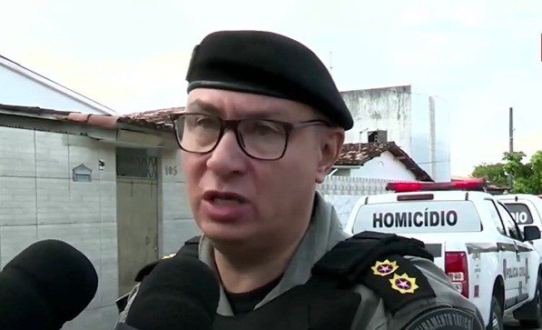 Coronel da Polícia Militar relata local da morte de criança decapitada pela mãe: "nunca tinha presenciado uma cena como essa" Coronel da Polícia Militar relata local da morte de criança decapitada pela mãe: "nunca tinha presenciado uma cena como essa"