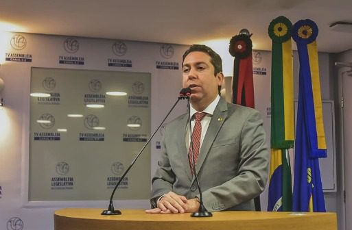Felipe Leitão explica que sabatina de Alanna Galdino para a vaga de Conselheira do TCE-PB era opcional Felipe Leitão explica que sabatina de Alanna Galdino para a vaga de Conselheira do TCE-PB era opcional