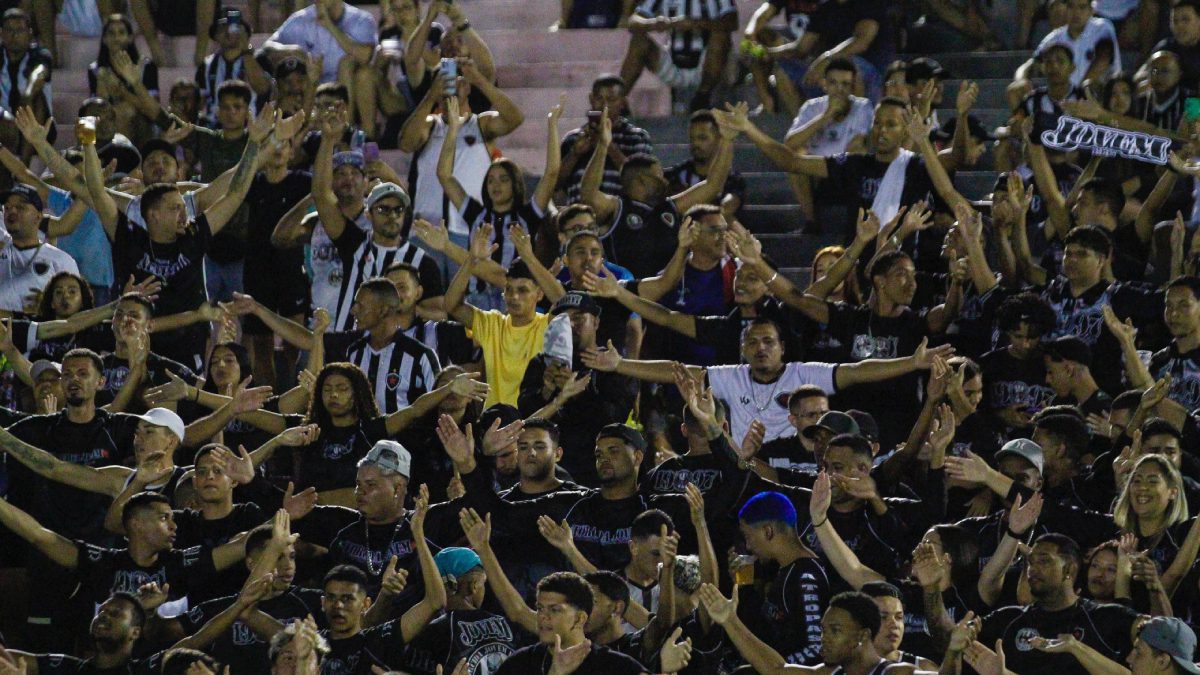 Com ingressos a partir de R$ 300, Botafogo-PB divulga cronograma de vendas para a partida contra o Flamengo pela Copa do Brasil Torcida - Foto: Cristiano Santos / Botafogo-PB