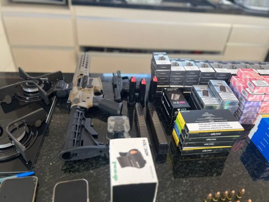 Polícia Federal prende vendedor de "vape" em flagrante