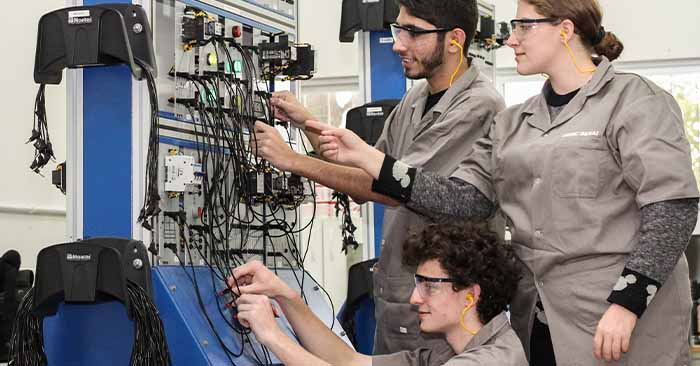 Senai abre mais de 800 vagas em cursos na Paraíba com várias opções gratuitas; confira SENAI oferta quase 7 mil vagas em cursos gratuitos e pagos