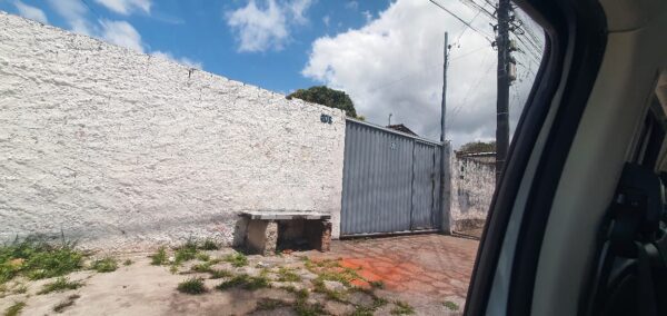 Segundo a polícia o material apreendido nas fábricas está sendo levado para a Central de Polícia, no bairro do Geisel.