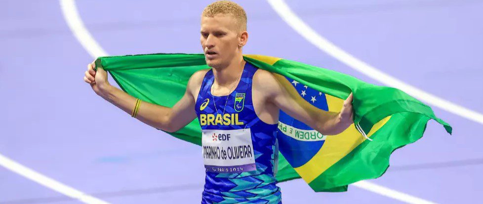 Paraibano Joeferson Marinho herda medalha e fica com a prata nos Jogos Paralímpicos após desclassificação de adversário Paraibano Joeferson Marinho herda medalha e fica com a prata nos Jogos Paralímpicos após desclassificação de adversário