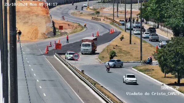 Viaduto do Cristo: BR-230 é fechada e trânsito é desviado nesta segunda-feira
