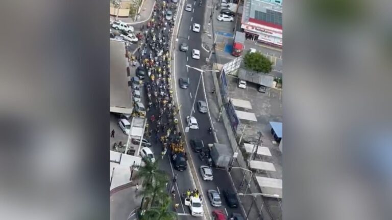 "Meteoro de popularidade", avalia Cabo Gilberto sobre visita de Bolsonaro em João Pessoa; Michelle estará na Capital dia 22 Bolsonaro, Queiroga, Meteoro