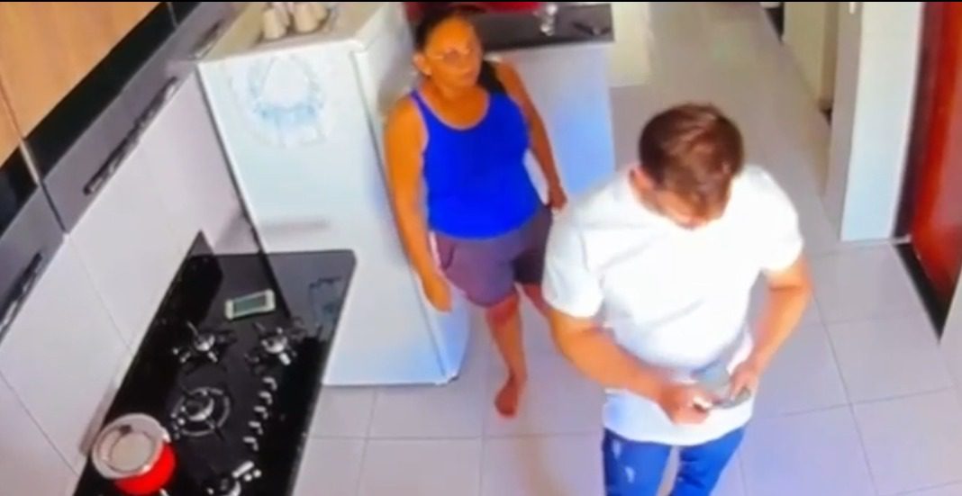 Após vídeo com flagra de suposta compra de voto por prefeito de Conceição, Justiça Eleitoral determina investigação Após vídeo com flagra de suposta compra de voto por prefeito de Conceição, Justiça Eleitoral determina investigação