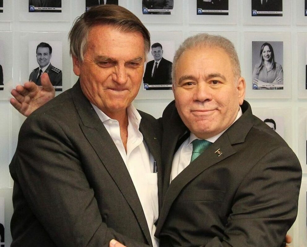 Bolsonaro chega a João Pessoa hoje e faz campanha para Queiroga; confira programação completa