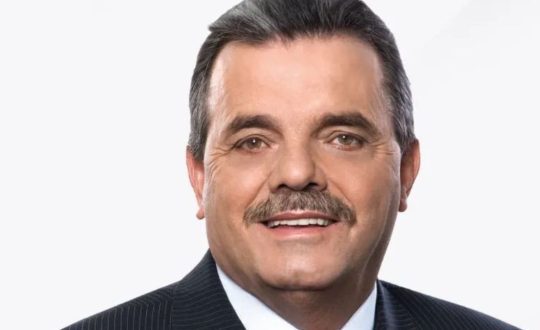 Vereador é eleito para 12º mandato e pode ficar mais de 50 anos no cargo Vereador é eleito para 12º mandato e pode ficar mais de 50 anos no cargo
