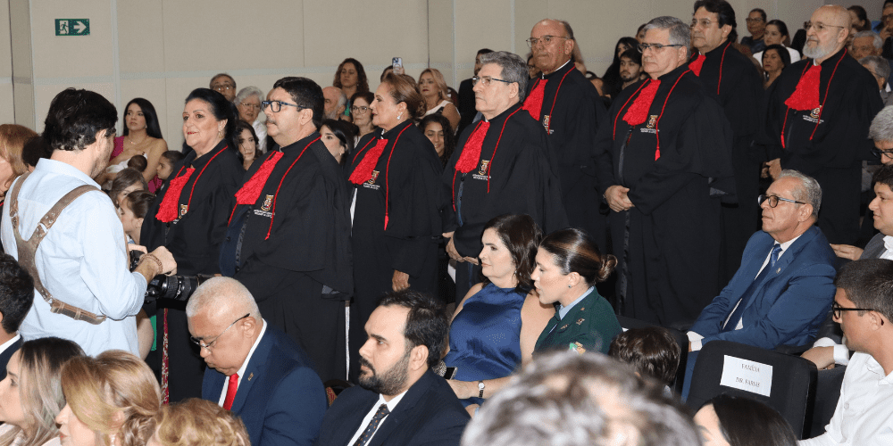 Procurador-geral de Justiça da Paraíba comemora nomeação de 8 novos procuradores e destaca importância da função Procurador-geral de Justiça da Paraíba comemora nomeação de 8 novos procuradores e destaca importância da função