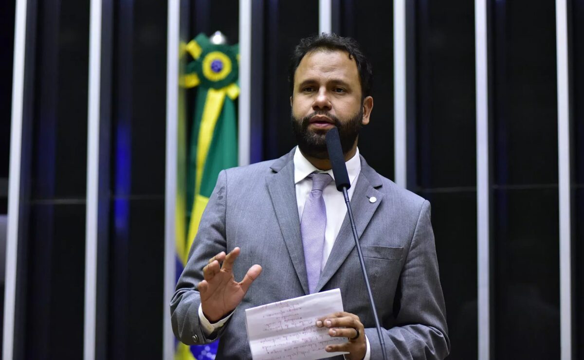 PSOL lança pastor Henrique Vieira candidato à presidência da Câmara dos Deputados Deputado, Henrique Vieira, PSOL